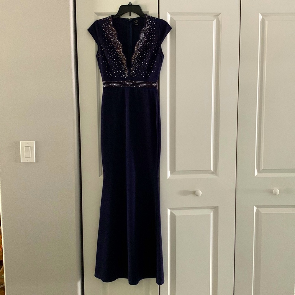 Windsor navy/dark blue maxi dress, formalwear, size small, only used once